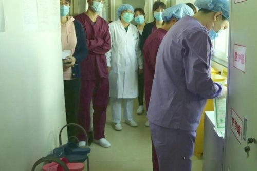 成人吸痰情景演练视频