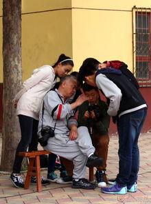 成人礼男生走拍视频,男生走拍视频中的青春足迹