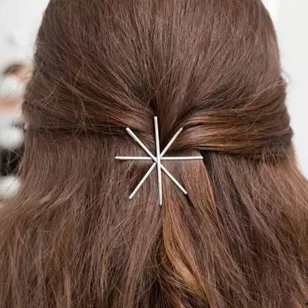 成人发卡造型教程视频,打造时尚发型新篇章