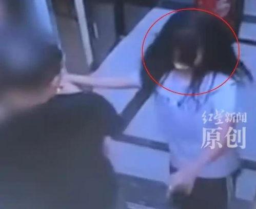 成人女生压横叉视频,成人女生压横叉教学视频解析